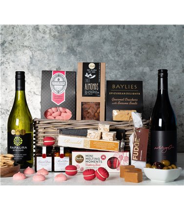 Gourmet Hamper - Red and White Delight