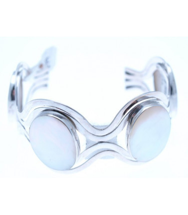 Mother of Pearl Creative Bangle