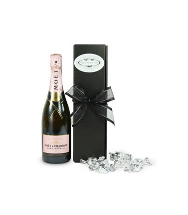 Moet & Chandon Brut Imperial Rose Champagne Hamper with Chocolates
