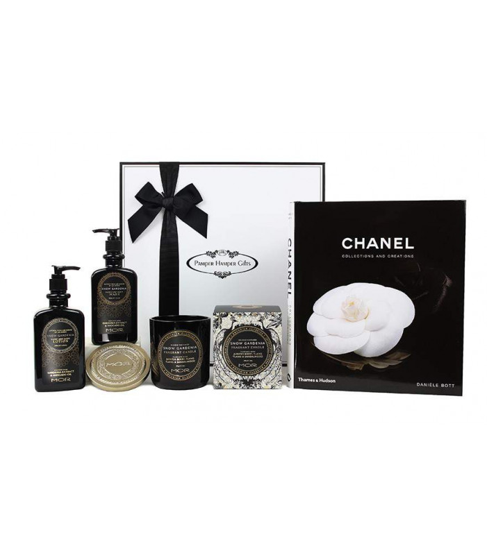  CHANEL Collections & Creations with Snow Gardenia Beauty Hamper
